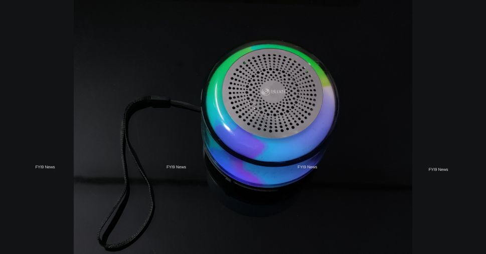 ROCKER R11 FLAME Bluetooth Speaker by Bluei - fyi9