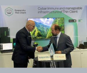 Andrey Suvorov, Head of KasperskyOS Business (left) and Dominique Benoit, CEO of TSplus (right) - fyi9