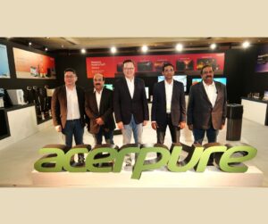 Stanley Kao, President, Acerpure Inc, Harish Kohli, President & Managing Director, Acer India, Mr. Andrew Hou, President of Pan-Asia Pacific Operations at Acer Group, Vasudeva. G, Director, Acerpure India and Sudhir Goel, Chief Business Officer, Acer India at Acerpure launch  fyi9