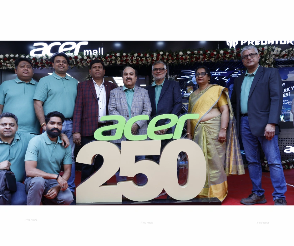 Acer 250th Exclusive Store in Nehru Place - fyi9